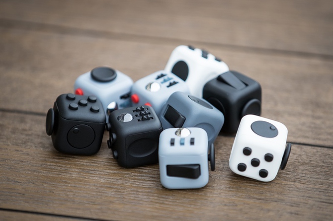 Антистресс Fidget Cube собрал 3 миллиона долларов на Kickstarter