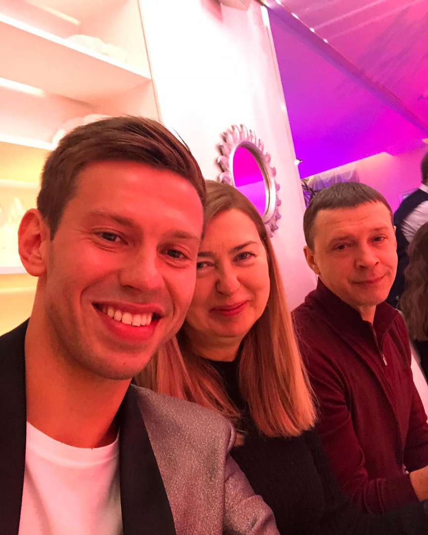Федор с родителямиФото: Instagram