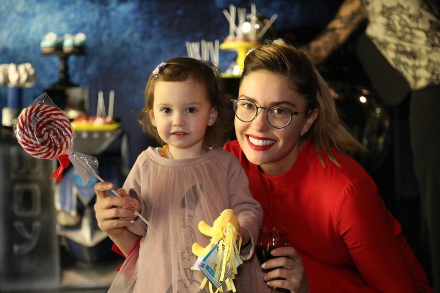 Агата Муцениеце с дочерью Мией​Фото: Instagram