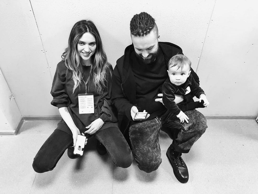 Оксана Устинова, Игорь Бурнышев и их сын Лука.​Фото: Instagram