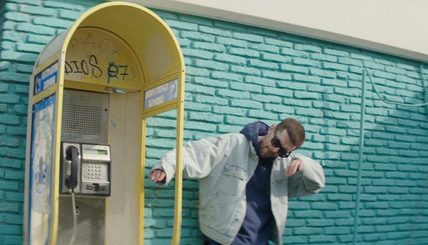 Noize MC представил клип на песню «Голос & Струны»