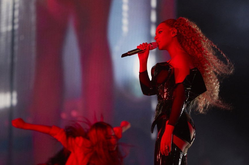 Поклонники пришли в восторг от шоу звездной парыФото: Beyonce.com