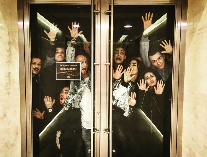 Джей Мар с остальными участниками проекта «ПЕСНИ»​Фото: Instagram