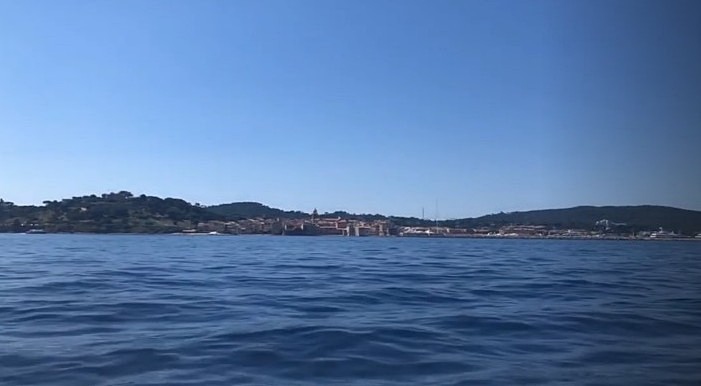 Баста и его супруга устроили прогулку на яхтеФото: Instagram Stories