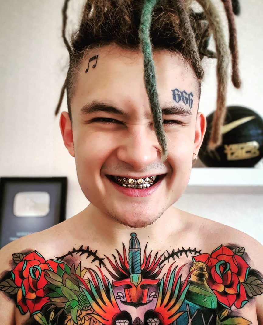 ​Моргенштерн со своей смелой татуФото: Instagram