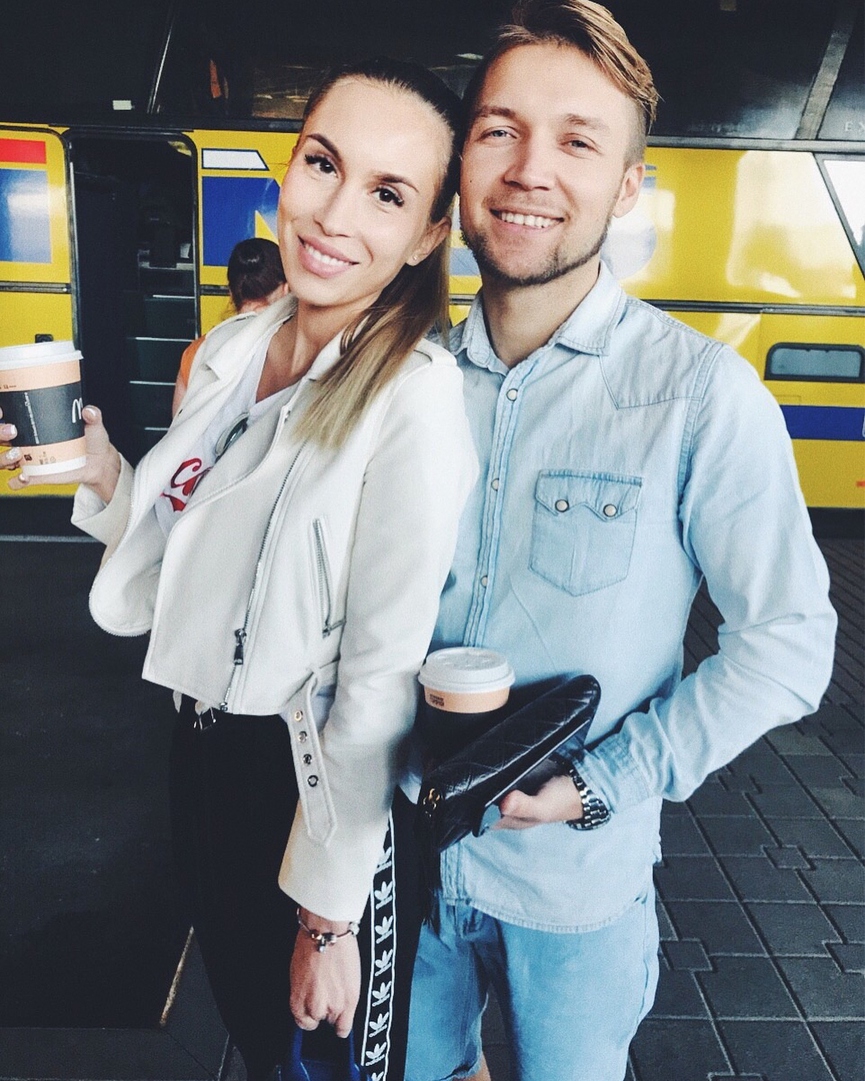 Антон с женой Дариной​Фото: Instagram