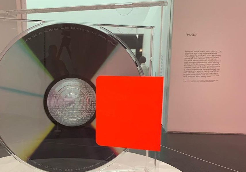 Фото дня: альбом Канье Уэста «Yeezus» в музее