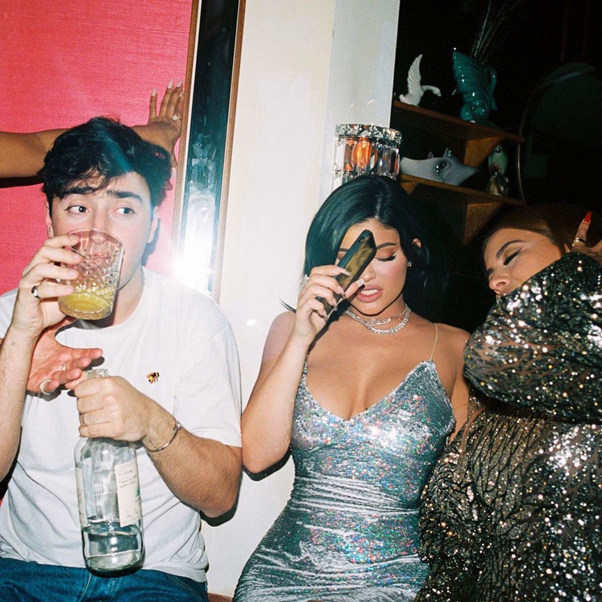 На недавней вечеринке Кайли проводила время с Заком БиаФото: Instagram