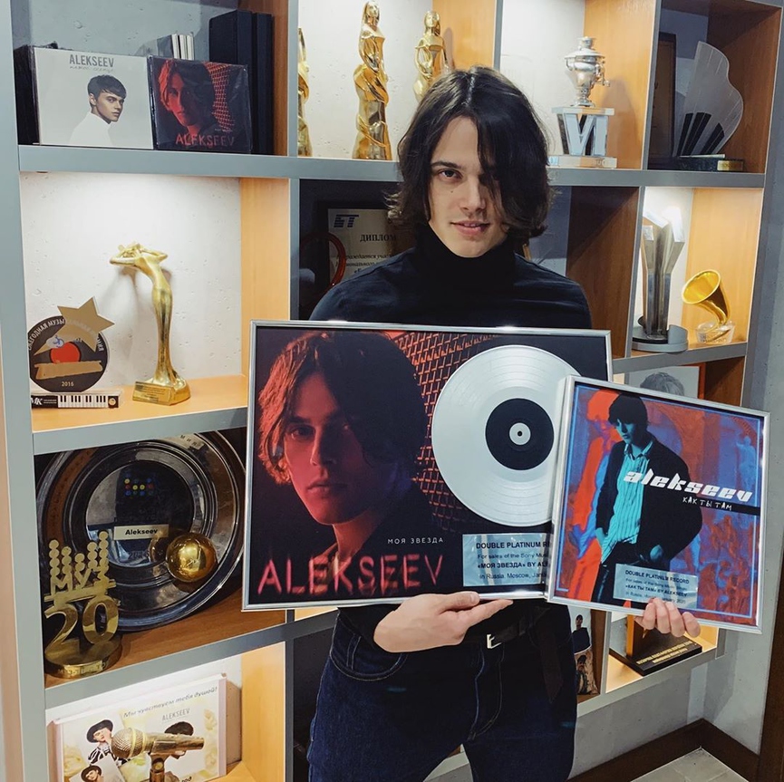 Факт дня: альбом Alekseev'а стал дважды платиновым
