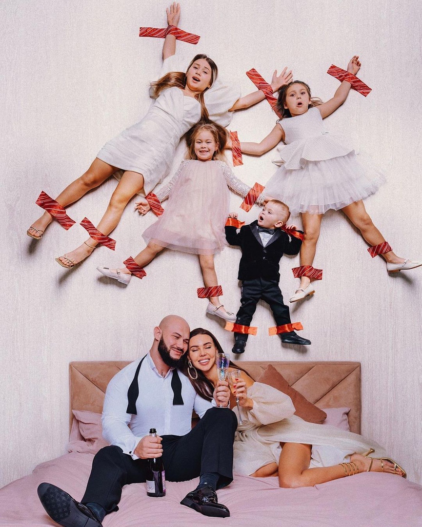 Джиган, Оксана Самойлова и их детиФото: Instagram