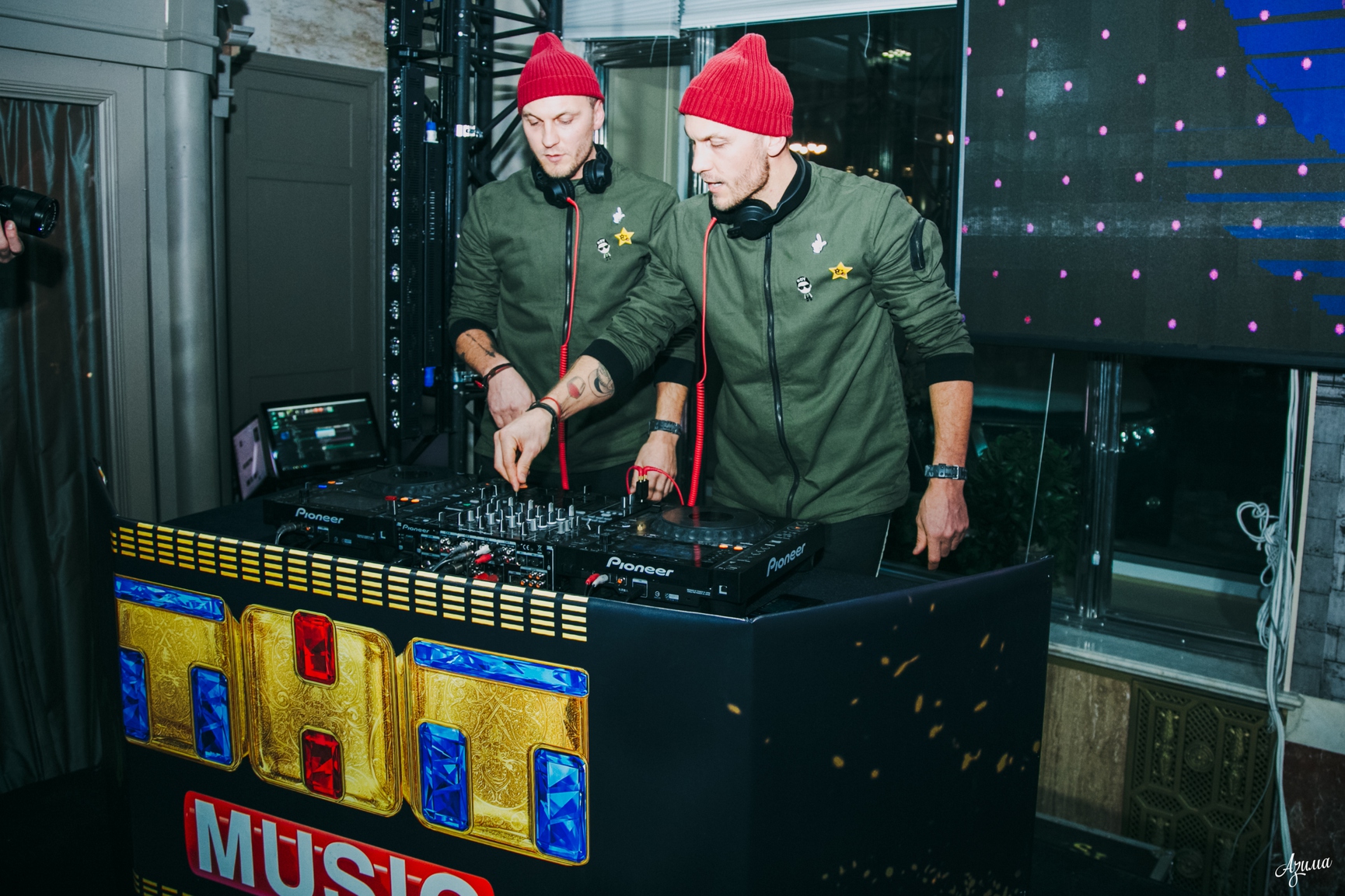 диджей дуэт. Belset «fꓭ», диджей. близняшки диджеи твинс. диджей дуэт. русские дуэты dj.