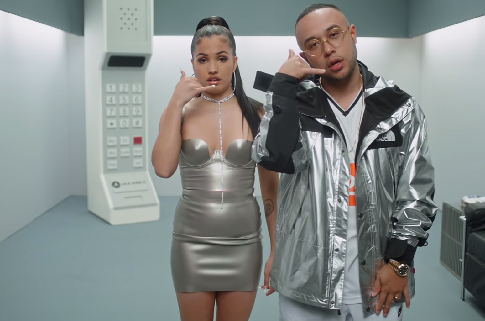 Ft videos. Ring Ring Jax Jones Mabel. Mabel Ring певица. Jax Jones, Mabel, Rich the Kid - Ring Ring. Ring Ring Jax.