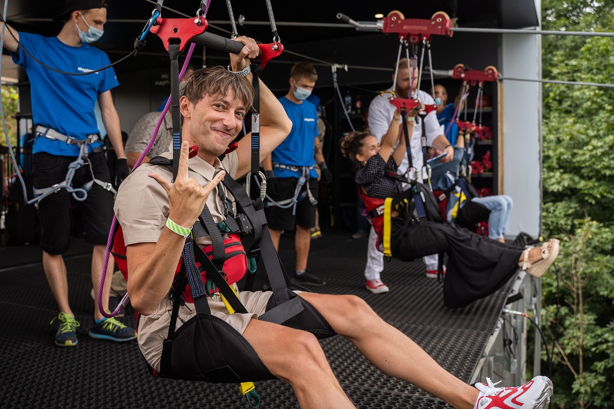 Zipline аттракцион