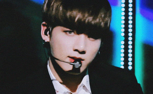 Самые сексуальные мужчины по версии People Чонгук, Гарри