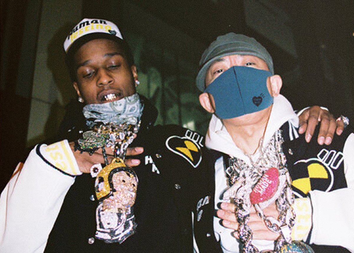 Metro boomin a ap rocky roisee. ASAP Rocky Arya. Nigo. Асап роки курит. Асап роки с порванным носком.